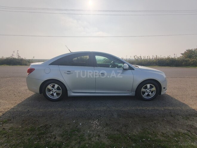 Chevrolet Cruze 2011, 287,190 km - 1.4 л - Lənkəran