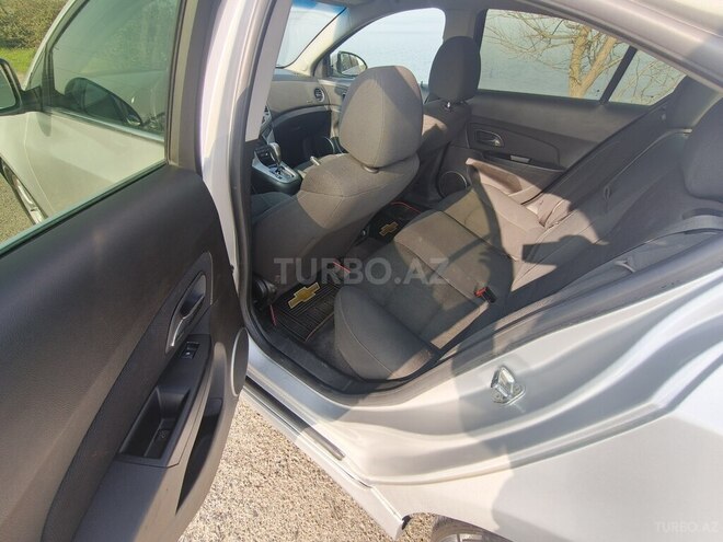 Chevrolet Cruze 2011, 287,190 km - 1.4 л - Lənkəran