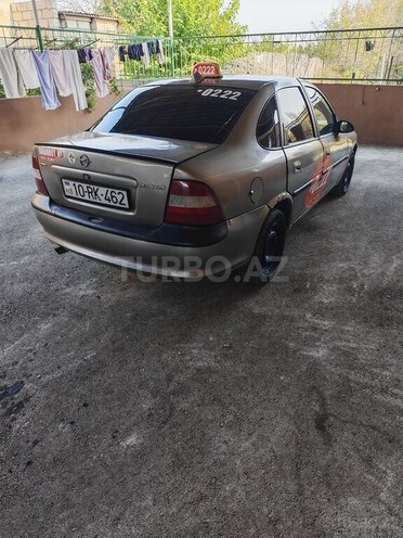 Opel Vectra 1996, 250,000 km - 1.8 l - Goranboy