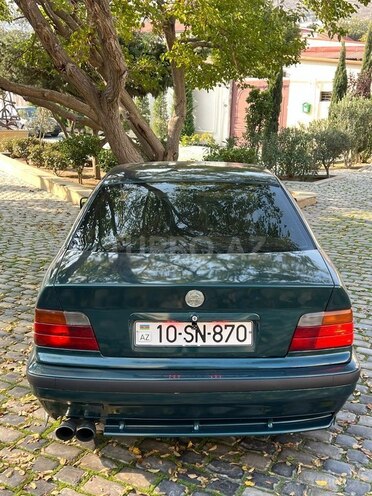BMW 318 1993, 296,000 km - 1.8 l - Bakı