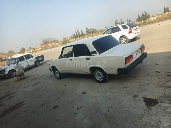 LADA (VAZ) 2107 1985, 50,000 km - 1.7 l - Salyan
