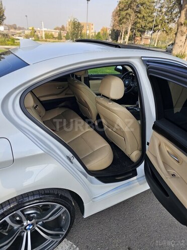 BMW 528 2016, 230,000 km - 2.0 l - Gəncə