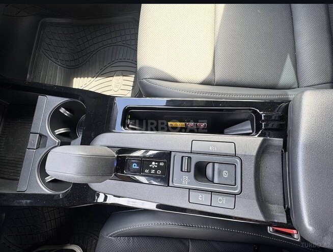 Toyota Prius 2023, 14,373 km - 2.0 л - Bakı