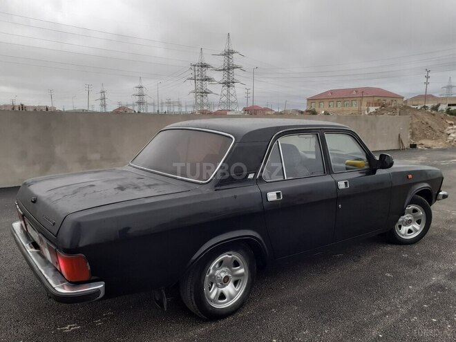GAZ 3102 "Volga"-7