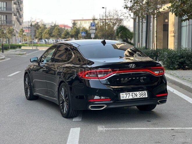 Hyundai Grandeur 2018, 215,000 km - 2.2 l - Bakı