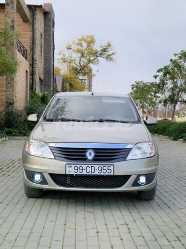 Renault Logan-1