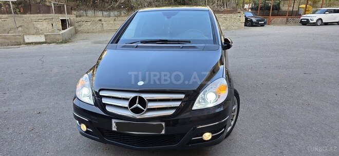 Mercedes B 180 2010, 121,000 km - 1.7 l - Sumqayıt