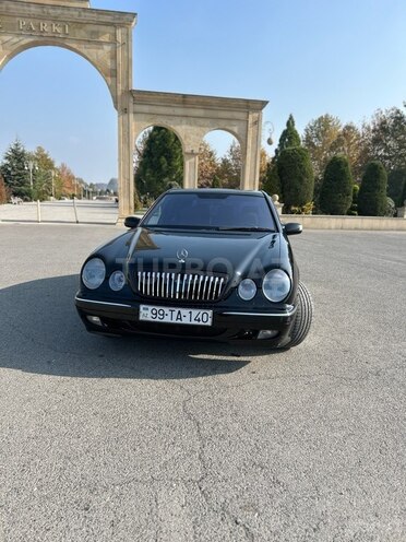 Mercedes E 200 2001, 300,000 km - 2.0 l - Bərdə