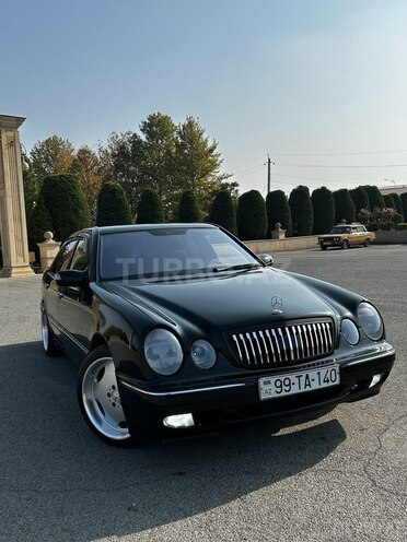Mercedes E 200 2001, 300,000 km - 2.0 l - Bərdə