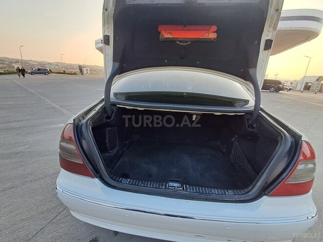Mercedes E 200 2009, 240,000 km - 1.8 l - Bakı