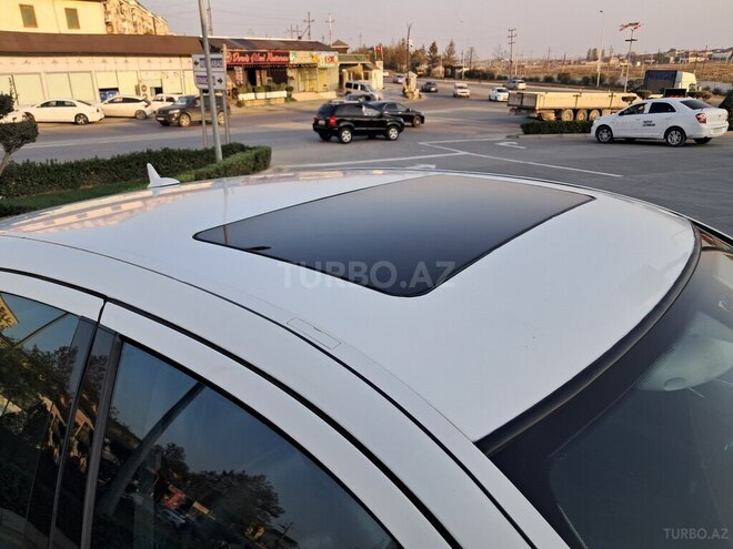 Mercedes E 200 2009, 240,000 km - 1.8 l - Bakı