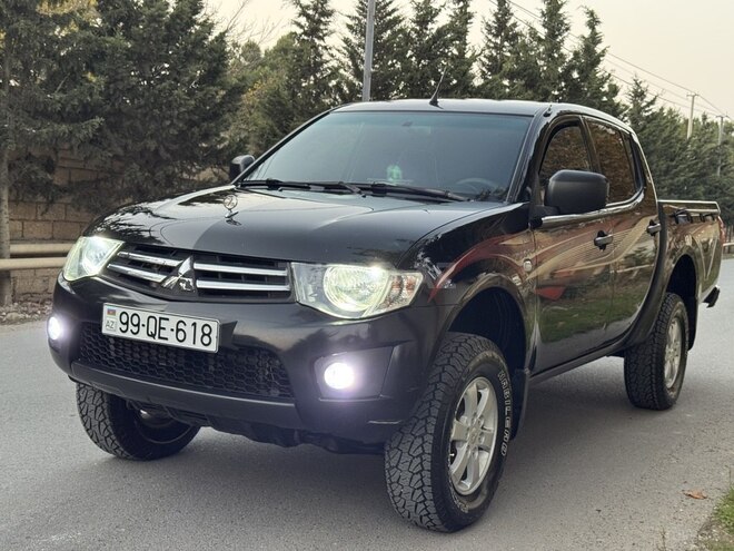 Mitsubishi L200 2014, 275,735 km - 2.5 l - Bakı