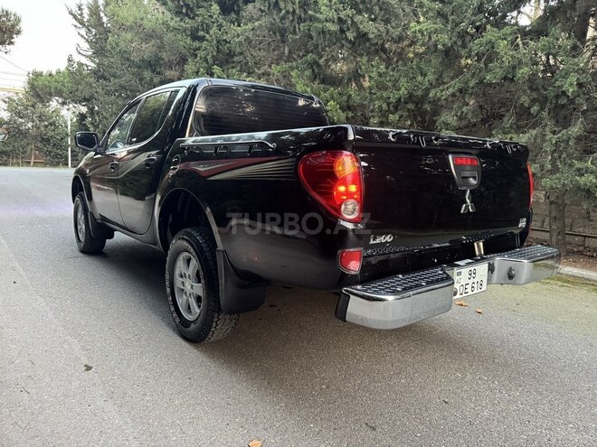 Mitsubishi L200 2014, 275,735 km - 2.5 l - Bakı