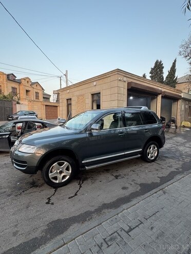 Volkswagen Touareg 2003, 176,561 km - 3.2 l - Bakı