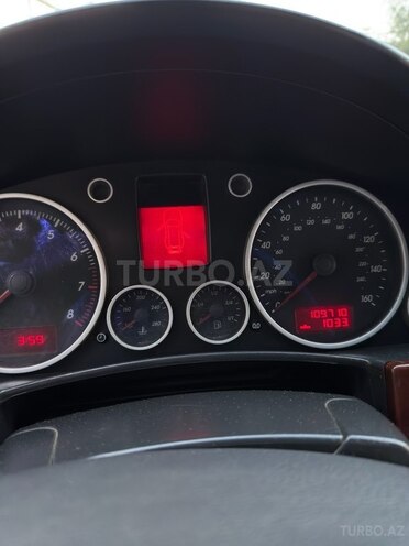 Volkswagen Touareg 2003, 176,561 km - 3.2 l - Bakı