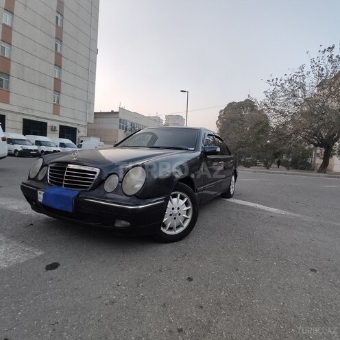 Mercedes E 270 2000, 550,000 km - 2.7 l - Bakı