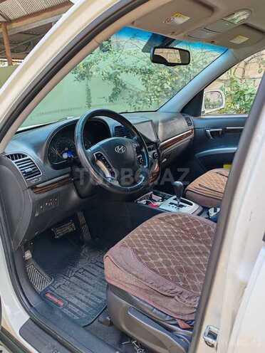 Hyundai Santa Fe-3