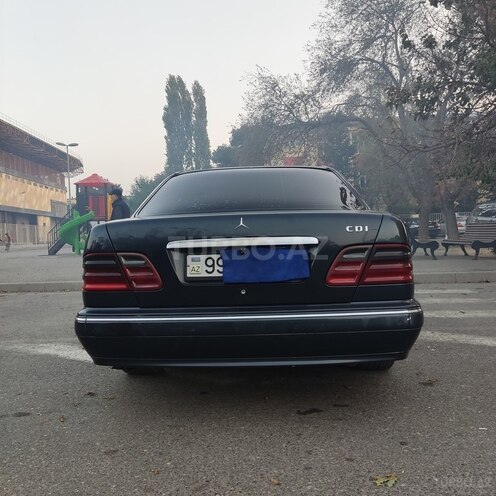 Mercedes E 270 2000, 550,000 km - 2.7 l - Bakı