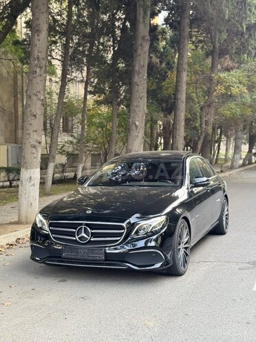Mercedes E 200 d 2018, 183,800 km - 2.0 l - Bakı