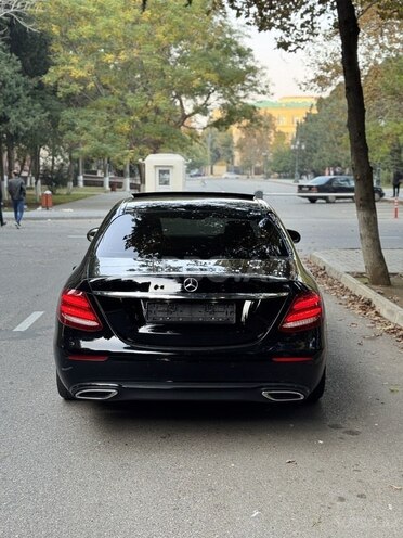 Mercedes E 200 d 2018, 183,800 km - 2.0 l - Bakı