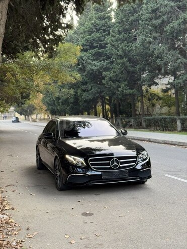 Mercedes E 200 d 2018, 183,800 km - 2.0 l - Bakı