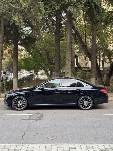 Mercedes E 200 d 2018, 183,800 km - 2.0 l - Bakı