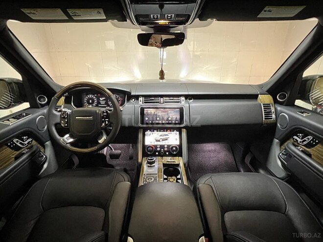 Land Rover Range Rover 2018, 130,400 km - 3.0 l - Bakı