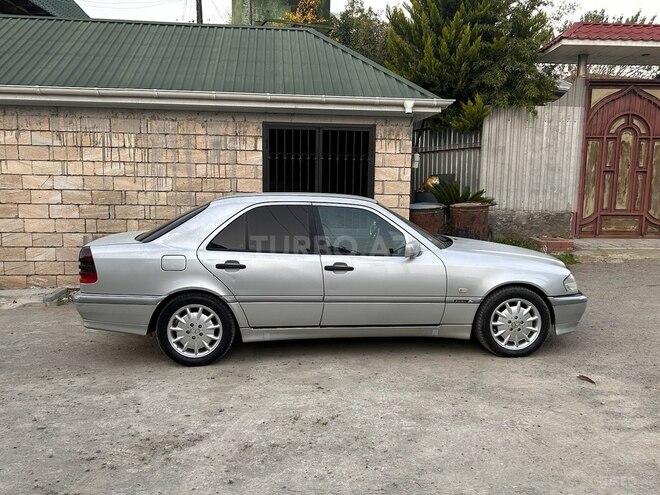 Mercedes C 220 1998, 407,500 km - 2.2 л - Masallı