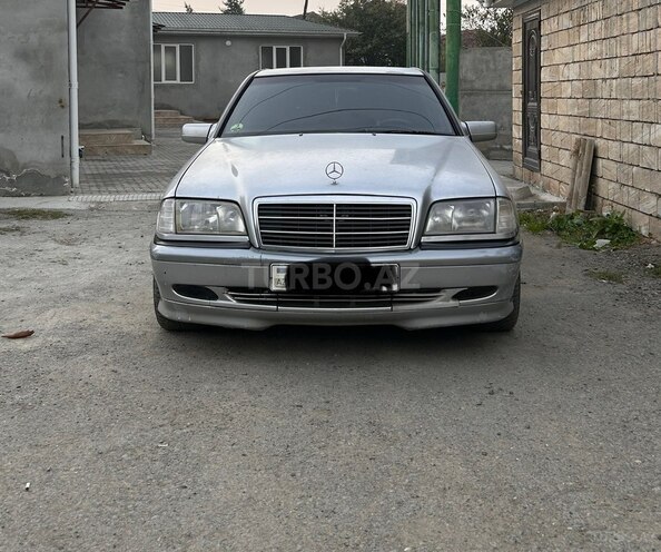 Mercedes C 220 1998, 407,500 km - 2.2 л - Masallı