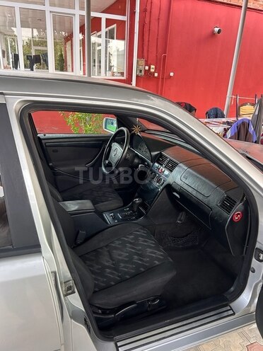 Mercedes C 220 1998, 407,500 km - 2.2 л - Masallı
