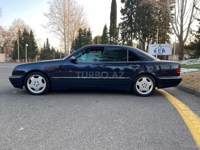 Mercedes E 240 2000, 275,000 km - 2.4 l - Bakı