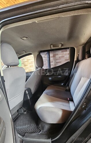 Mitsubishi L200 2017, 205,000 km - 2.4 л - Sumqayıt