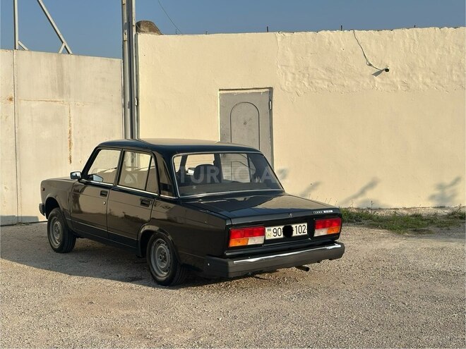 LADA (VAZ) 2107 2011, 185,000 km - 1.6 л - Bakı