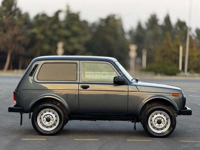 LADA (VAZ) Niva 2018, 95,000 km - 1.7 l - Gəncə
