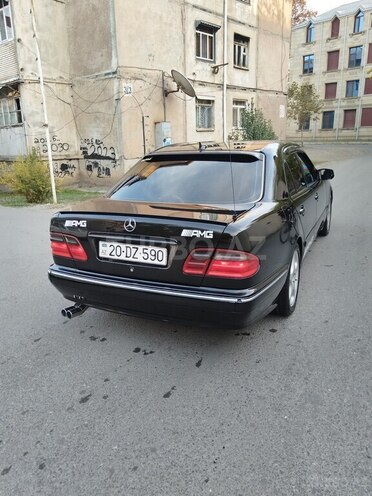 Mercedes E 240 1999, 296,869 km - 2.4 l - Gəncə