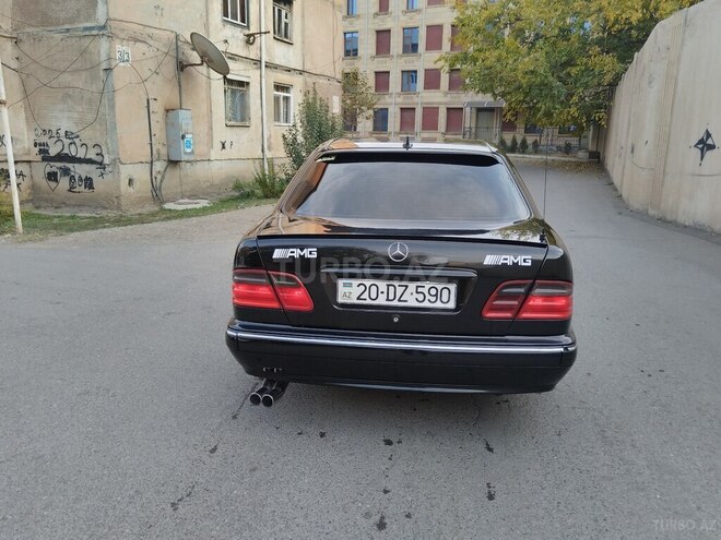 Mercedes E 240 1999, 296,869 km - 2.4 l - Gəncə
