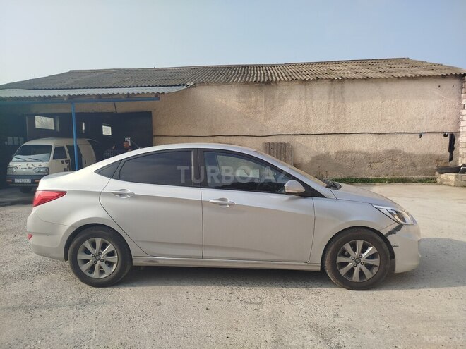 Hyundai Accent 2016, 209,330 km - 1.6 l - Bakı