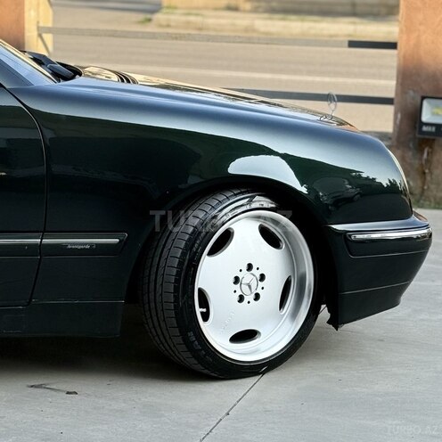 Mercedes E 270 2000, 404,500 km - 2.7 l - Biləsuvar