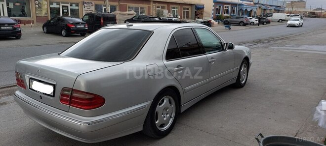 Mercedes E 240 1999, 219,000 km - 2.4 л - Bakı
