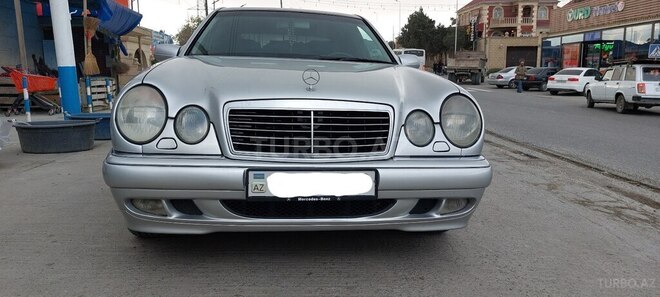 Mercedes E 240 1999, 219,000 km - 2.4 л - Bakı