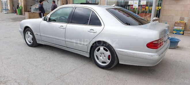 Mercedes E 240 1999, 219,000 km - 2.4 л - Bakı