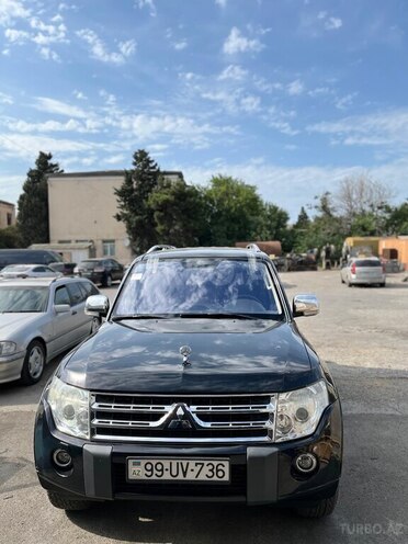 Mitsubishi Pajero 2009, 309,450 km - 3.5 л - Biləsuvar