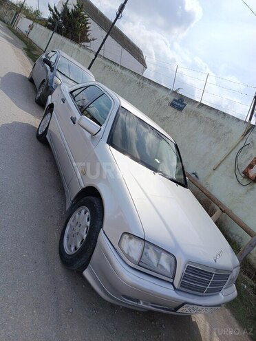 Mercedes C 200 1998, 560,000 km - 2.0 l - Bakı