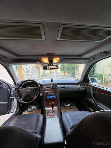 Mercedes E 280 2001, 354,000 km - 2.8 л - Bakı