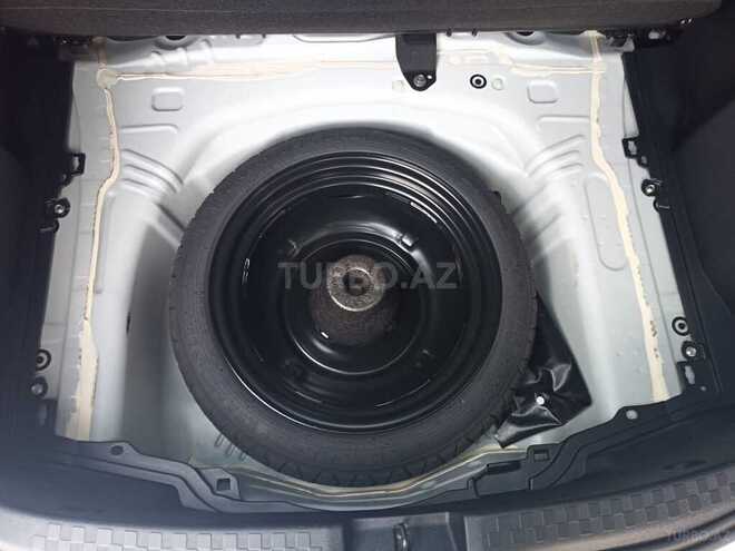 Toyota Aqua 2020, 37,000 km - 1.5 л - Bakı