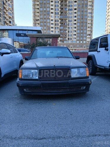 Mercedes 220 E 1995, 150,000 km - 2.2 l - Bakı