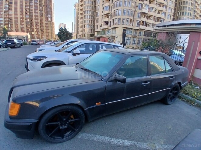 Mercedes 220 E 1995, 150,000 km - 2.2 l - Bakı