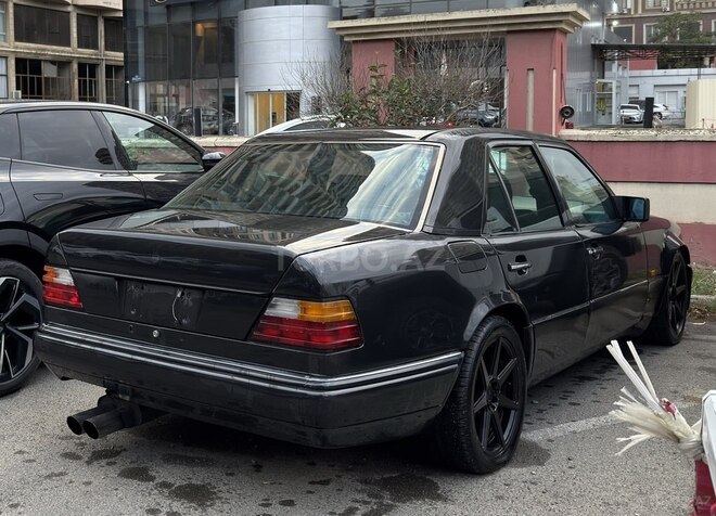 Mercedes 220 E 1995, 150,000 km - 2.2 l - Bakı