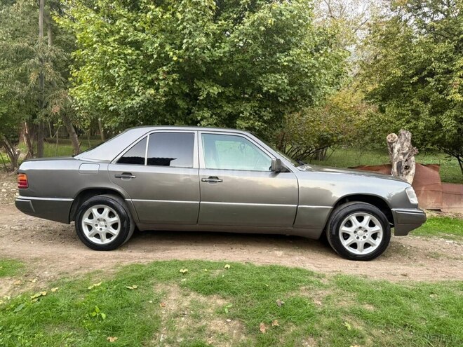 Mercedes 200 E 1991, 470,000 km - 2.0 l - Şəki