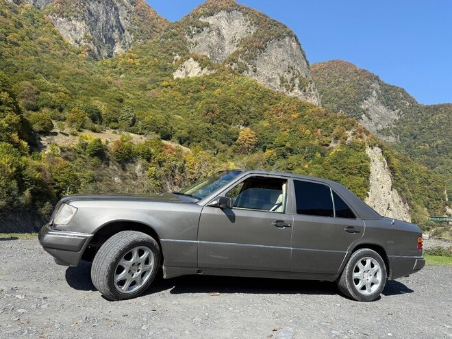 Mercedes 200 E 1991, 470,000 km - 2.0 l - Şəki